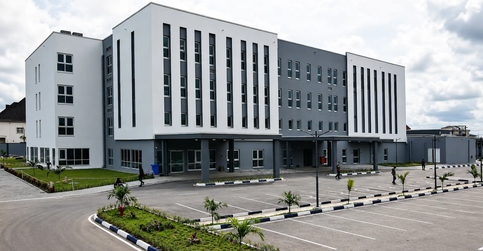 Dr. Peter Odili Cancer and Cardiovascular Hospital exterior